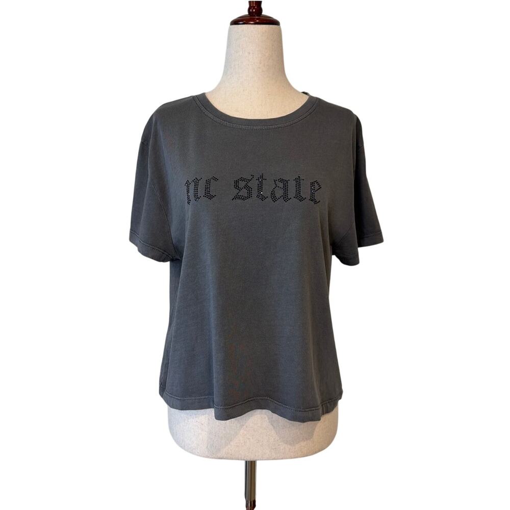 NWT Chicka-d NC State Wolfpack Rhinestone Montauk Cropped T-Shirt Smoke Size XL